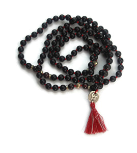 How to meditate with a mala necklace