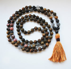 8mm Green Sandalwood & Rhodonite 108 Knotted Mala Necklace with Cotton Tassel