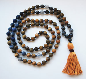 8mm Green Sandalwood & Matte Sodalite 108 Knotted Mala Necklace with Cotton Tassel