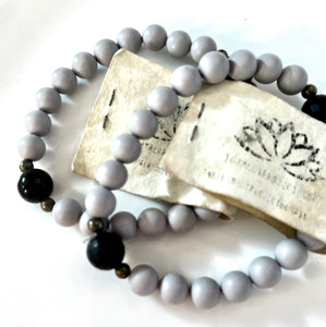 Sale grey shell and onyx